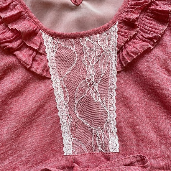 MM Couture dress with lace and ruffles - Picture 3 of 10